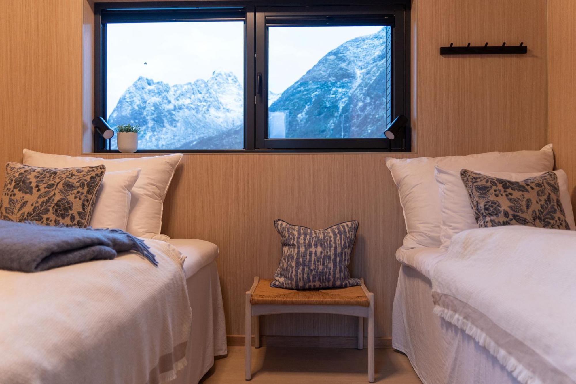 Luksushytte Med Jacuzzi, Summer&Winter Retreat Lyngværet Exterior foto